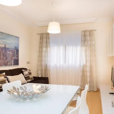 Piso Gexel Casco Historico Con Garaje דירה לה לגונה